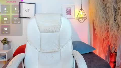 ian  online show from October 2, 2025, 3:13 am