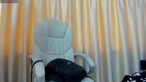 ian  online show from October 6, 2025, 11:29 am