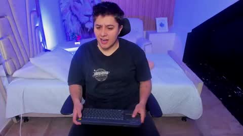 ian online show from September 15, 2025, 8:31 pm