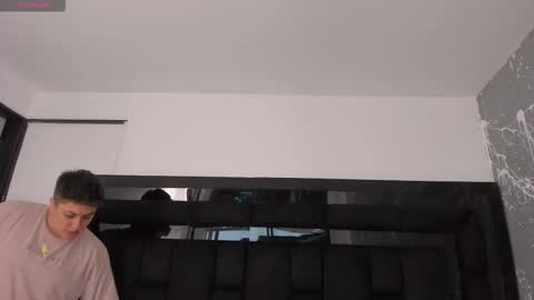 ian online show from November 3, 2025, 9:05 pm