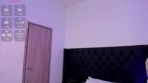 ian online show from November 7, 2025, 8:20 pm