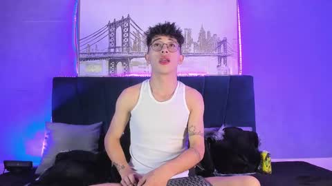 Snapshot of ianwayne_ chatting on December 9, 2024, 1:40 am Andrew online show from December 9, 2024, 1:40 am