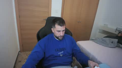 Snapshot of iberian_macho chatting on November 18, 2025, 8:41 am iberian_macho online show from November 18, 2025, 8:41 am