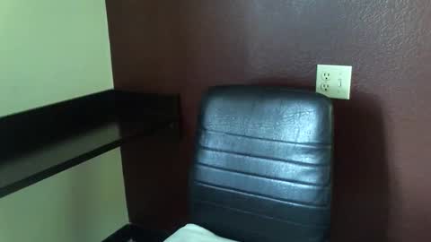 PMS online show from November 3, 2025, 5:14 pm