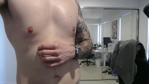 ic987 online show from October 3, 2025, 8:06 pm