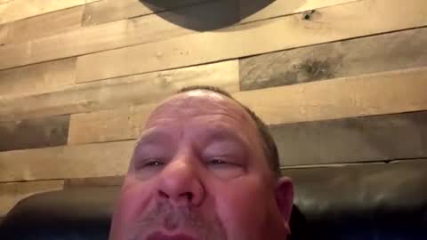 Snapshot of icanmakeyousquirt69 chatting on May 9, 2026, 6:29 am icanmakeyousquirt69 online show from May 9, 2026, 6:29 am