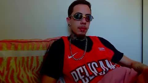Snapshot of icaro0223 chatting on October 9, 2025, 1:20 pm icaro0223 online show from October 9, 2025, 1:20 pm