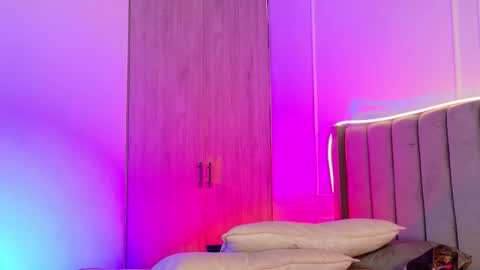 Crystall online show from March 28, 2026, 12:05 pm