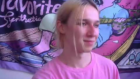 Jade online show from July 15, 2026, 2:11 pm