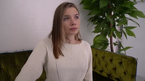 Danielle online show from January 12, 2025, 7:42 pm