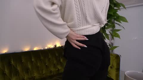 Danielle online show from January 13, 2025, 5:33 pm