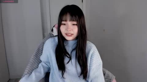 Hitomi   online show from October 9, 2025, 5:44 pm