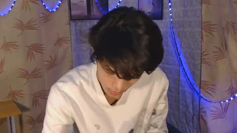 Snapshot of iconic_slim chatting on September 14, 2025, 2:49 pm iconic_slim online show from September 14, 2025, 2:49 pm