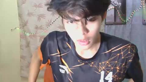 Snapshot of iconic_slim chatting on September 21, 2025, 1:46 pm iconic_slim online show from September 21, 2025, 1:46 pm