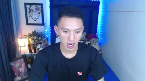 Snapshot of iconicmateo chatting on December 29, 2024, 6:56 am Mateo online show from December 29, 2024, 6:56 am