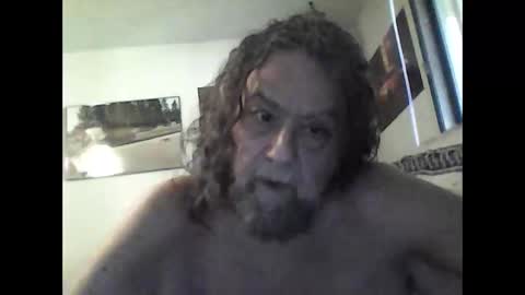icu2try2xs2 online show from February 11, 2025, 6:44 pm