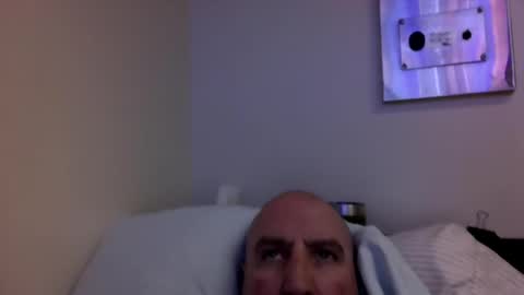 Snapshot of icumming chatting on March 8, 2025, 7:09 pm icumming online show from March 8, 2025, 7:09 pm