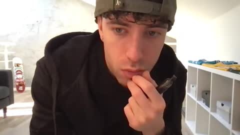 icyninesix online show from December 26, 2024, 2:59 pm