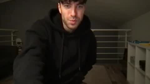 icyninesix online show from February 12, 2025, 2:56 am