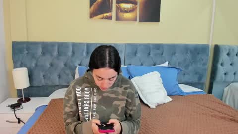 Icy online show from January 31, 2025, 11:35 am