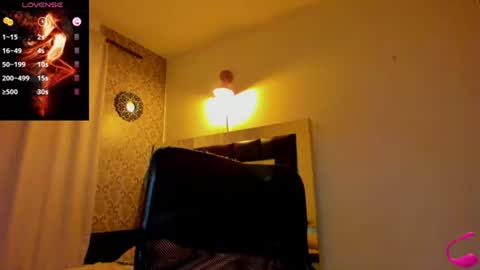 Snapshot of idarasmith_ chatting on July 11, 2026, 1:52 am Idara Smith online show from July 11, 2026, 1:52 am
