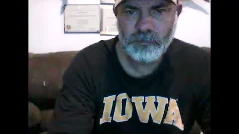 idkwhyidothis348732 online show from January 22, 2025, 11:12 am