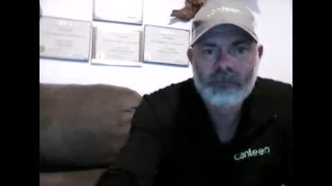 idkwhyidothis348732 online show from January 30, 2025, 11:33 am