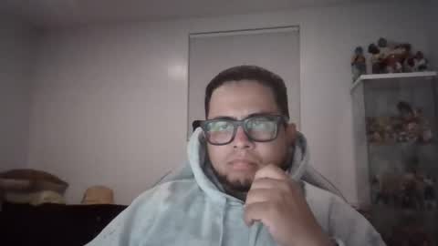 Snapshot of idoyourmom chatting on November 18, 2025, 4:06 am idoyourmom online show from November 18, 2025, 4:06 am