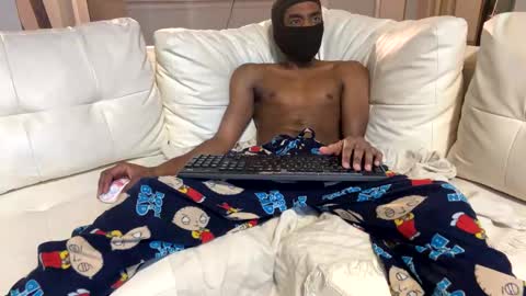 Snapshot of idropbabies chatting on December 20, 2024, 6:29 am UNO online show from December 20, 2024, 6:29 am