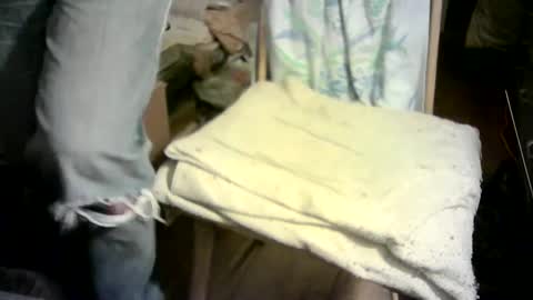 Snapshot of ignoredlittlestloser chatting on January 11, 2025, 8:00 am ignoredlittlestloser online show from January 11, 2025, 8:00 am