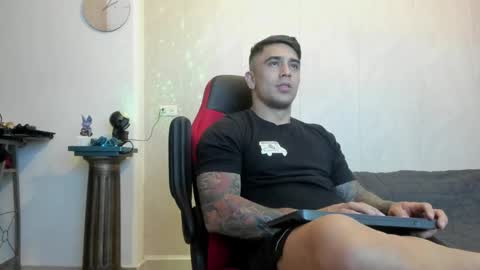 Snapshot of igor_scott chatting on January 17, 2025, 2:39 am Igor scott online show from January 17, 2025, 2:39 am