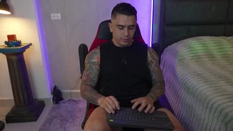 Snapshot of igor_scott chatting on November 1, 2025, 1:29 am Igor scott online show from November 1, 2025, 1:29 am