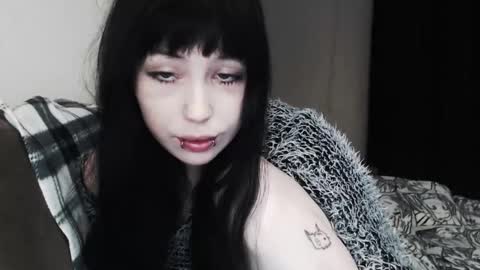 iiiiiiis online show from January 16, 2026, 12:47 am