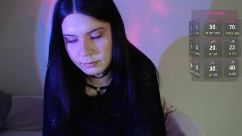 Vella online show from November 20, 2025, 5:12 pm