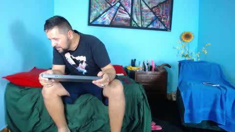  Livana  online show from November 9, 2025, 4:38 pm