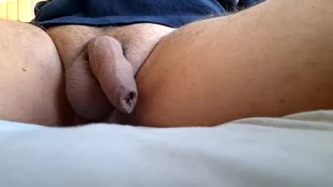 ikbenzo online show from November 22, 2025, 2:38 pm