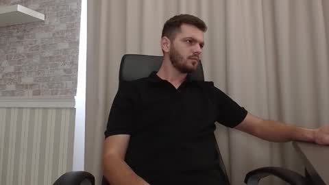 Snapshot of ikergale chatting on October 21, 2025, 9:43 am IkerGale online show from October 21, 2025, 9:43 am