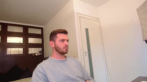 Snapshot of ikergale chatting on November 10, 2025, 11:20 am IkerGale online show from November 10, 2025, 11:20 am