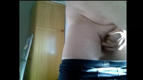 ilconte81 online show from October 9, 2025, 2:04 pm