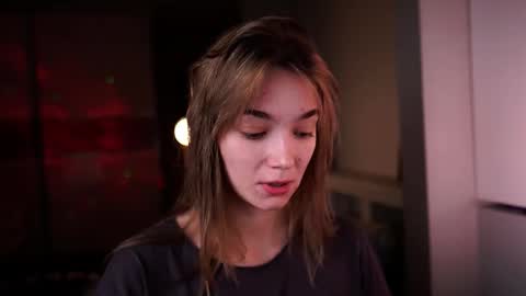 ileanacampbel online show from October 16, 2025, 4:46 am