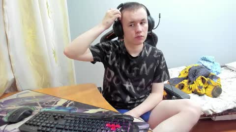 iliaskris online show from October 8, 2025, 9:34 pm