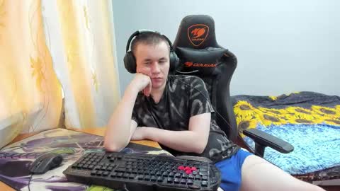 iliaskris online show from October 14, 2025, 5:52 am