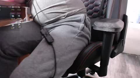 lord online show from February 27, 2025, 9:32 am