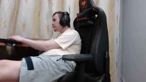 lord online show from November 10, 2025, 10:31 pm