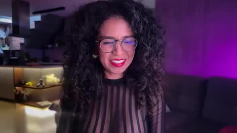 Kloe online show from February 10, 2026, 9:19 pm