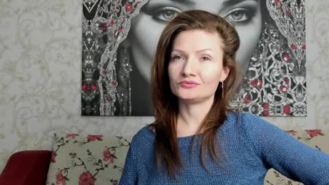 Snapshot of illegalbeauty87 chatting on December 10, 2024, 3:55 pm Ingrid or more easier...Miss GoDDess Mistress online show from December 10, 2024, 3:55 pm