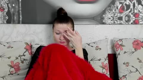Snapshot of illegalbeauty87 chatting on January 27, 2025, 3:26 am Ingrid or more easier...Miss GoDDess Mistress online show from January 27, 2025, 3:26 am