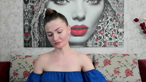 Snapshot of illegalbeauty87 chatting on February 1, 2025, 10:55 pm Ingrid or more easier...Miss GoDDess Mistress online show from February 1, 2025, 10:55 pm