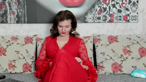 Snapshot of illegalbeauty87 chatting on February 5, 2025, 3:02 am Ingrid or more easier...Miss GoDDess Mistress online show from February 5, 2025, 3:02 am