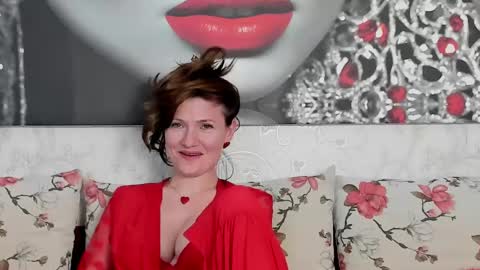 Snapshot of illegalbeauty87 chatting on March 4, 2025, 9:18 am Ingrid or more easier...Miss GoDDess Mistress online show from March 4, 2025, 9:18 am